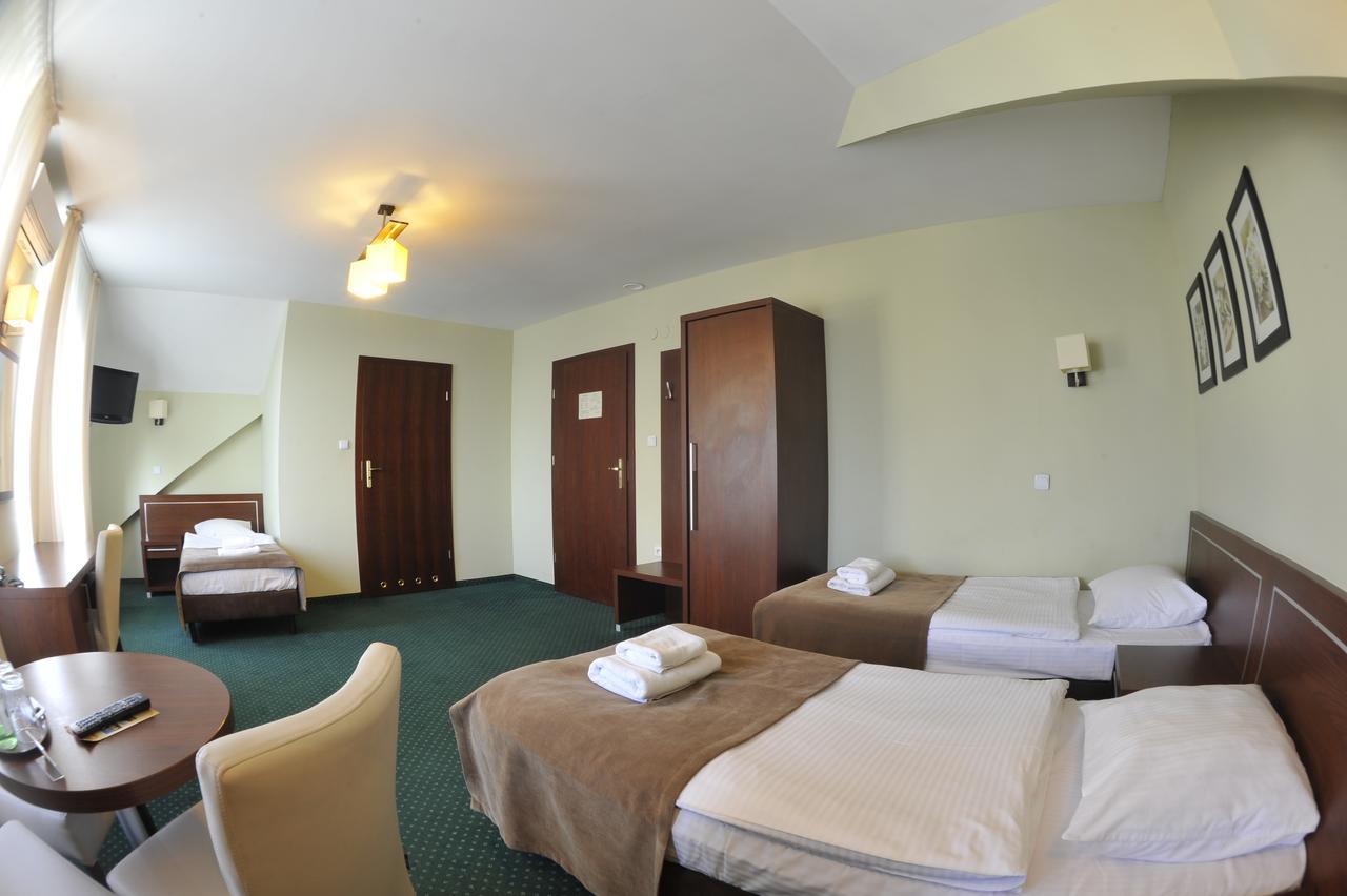 Hotel Lotos Woskrzenice Duze المظهر الخارجي الصورة