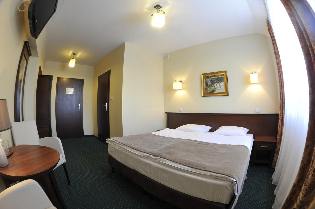 Hotel Lotos Woskrzenice Duze المظهر الخارجي الصورة