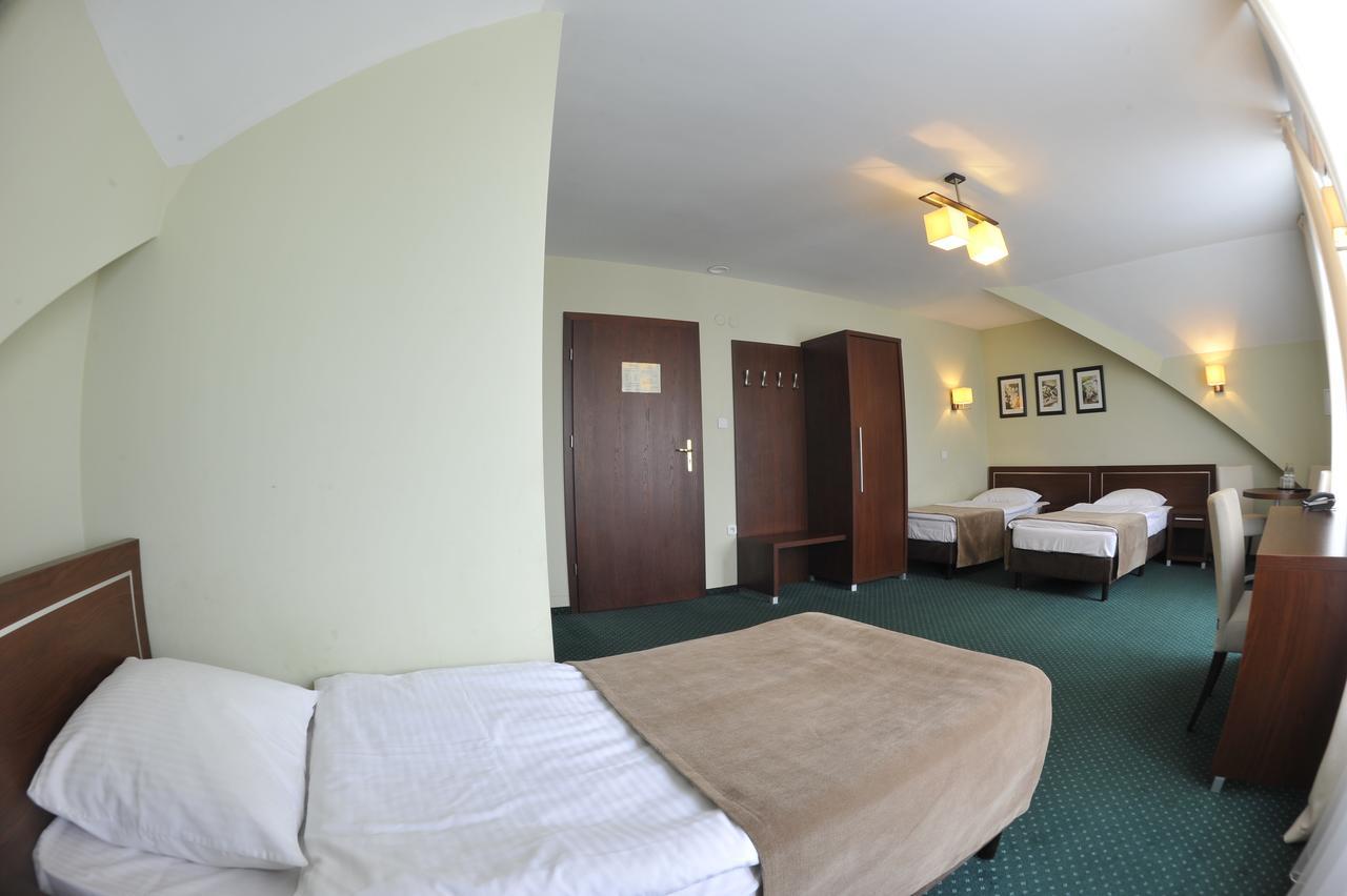 Hotel Lotos Woskrzenice Duze المظهر الخارجي الصورة