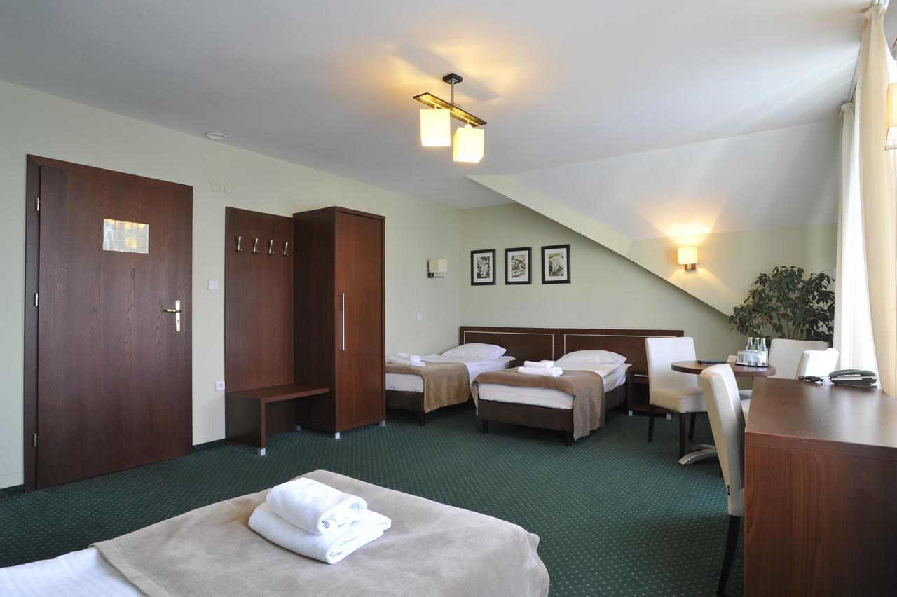 Hotel Lotos Woskrzenice Duze المظهر الخارجي الصورة